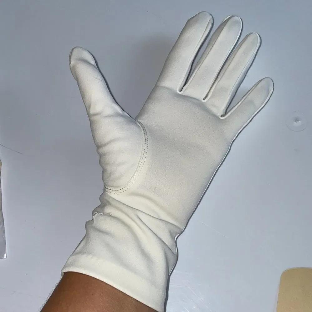 Vtg new in‎ packaging Kayser white nylon gloves